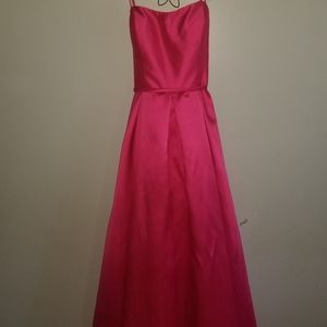Pink long formal gown size 15/16